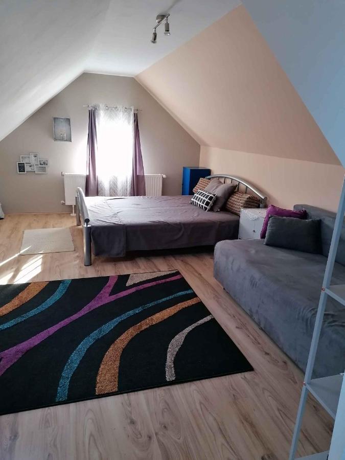 Apartments In Balatongyoeroek 34590 Extérieur photo